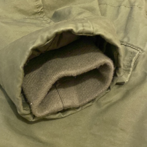 H&M green parka jacket . Size Xs. Worn only once. Very good condition. - Picture 15 of 15